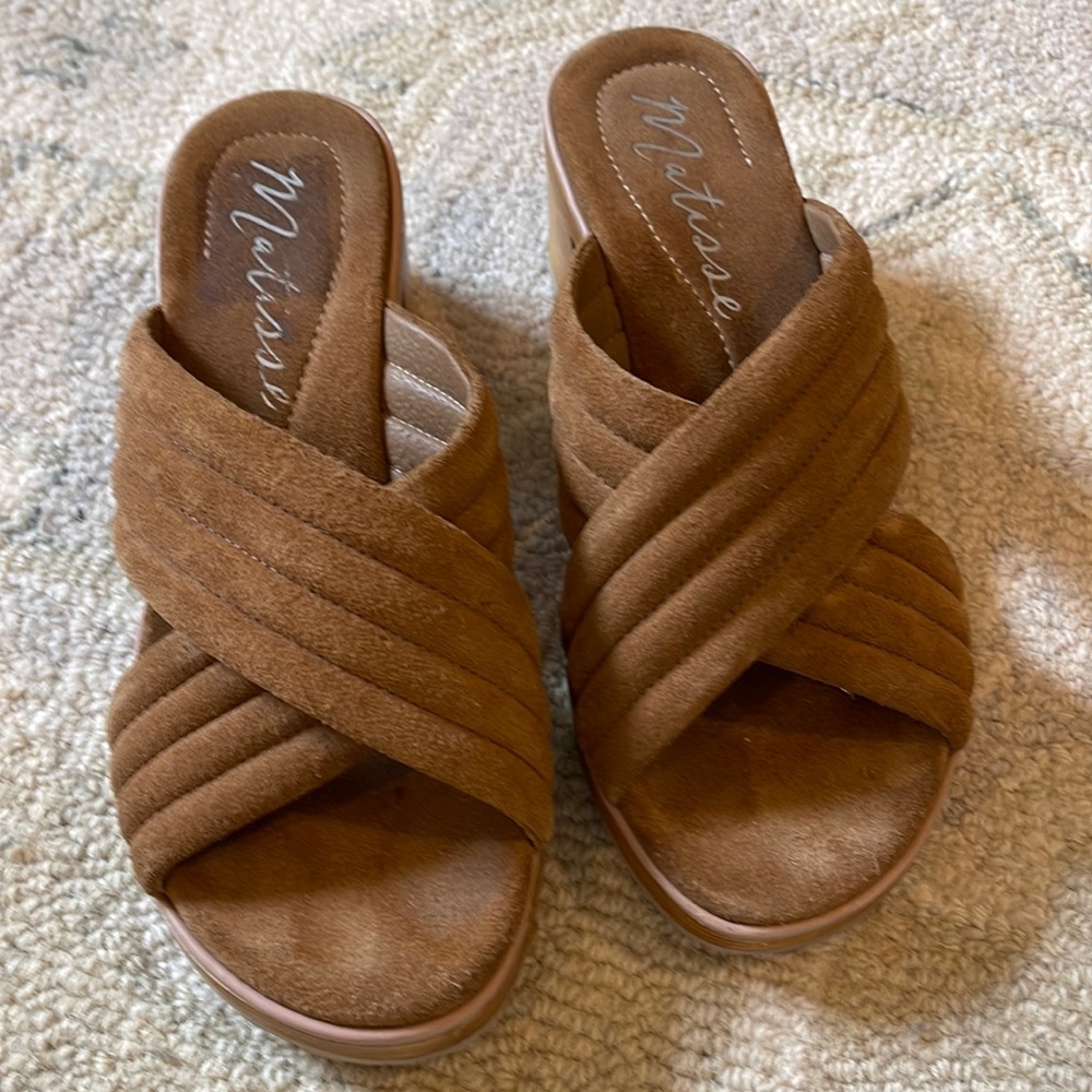 Matisse Brown Suede Crisscross Slide Sandals